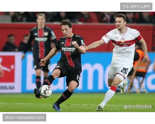 拜仁12轮联赛轰入44球，场均3.67球火力冠绝德甲